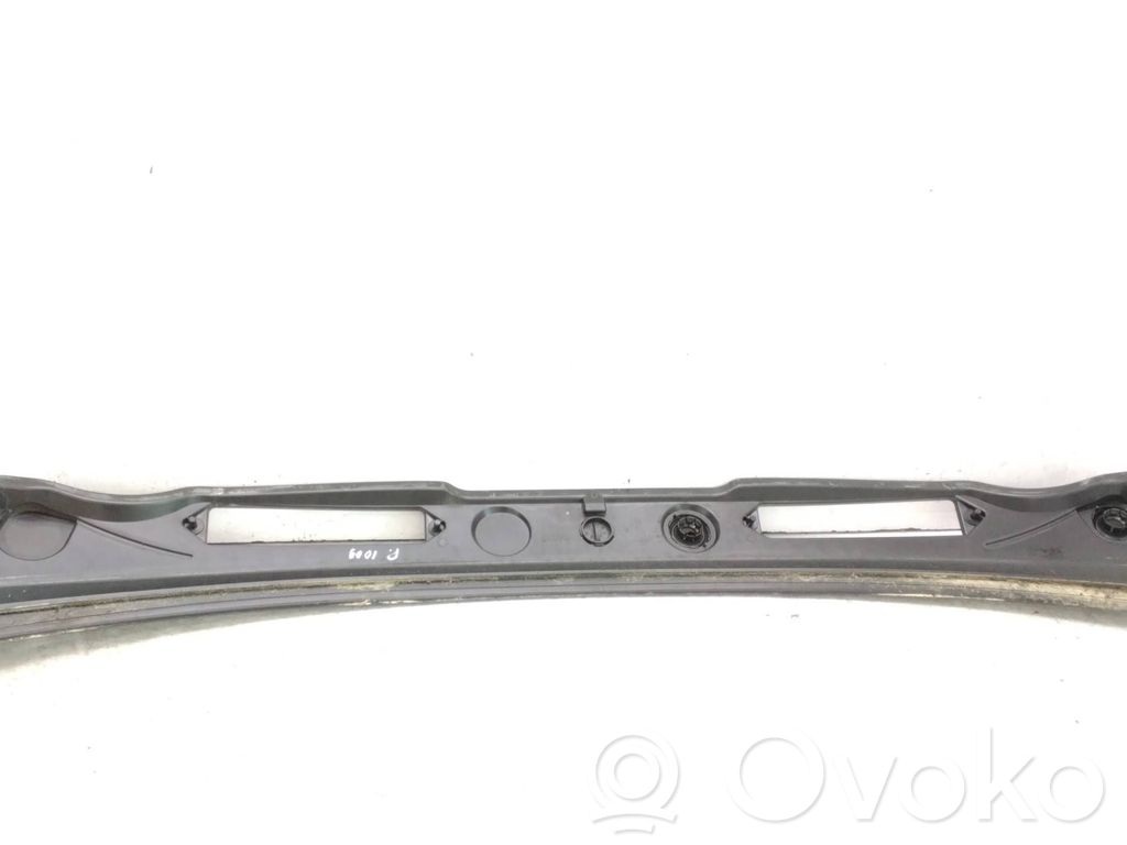 BMW X1 E84 Wiper trim 