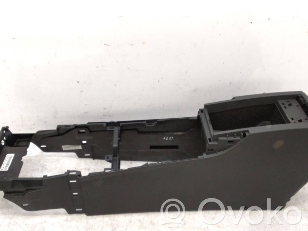 Renault Latitude (L70) Consolle centrale 