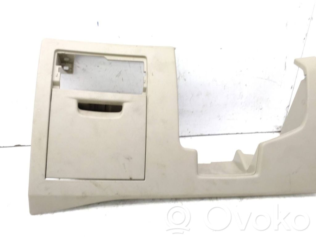 Renault Latitude (L70) Ramă inferioară panou bord 