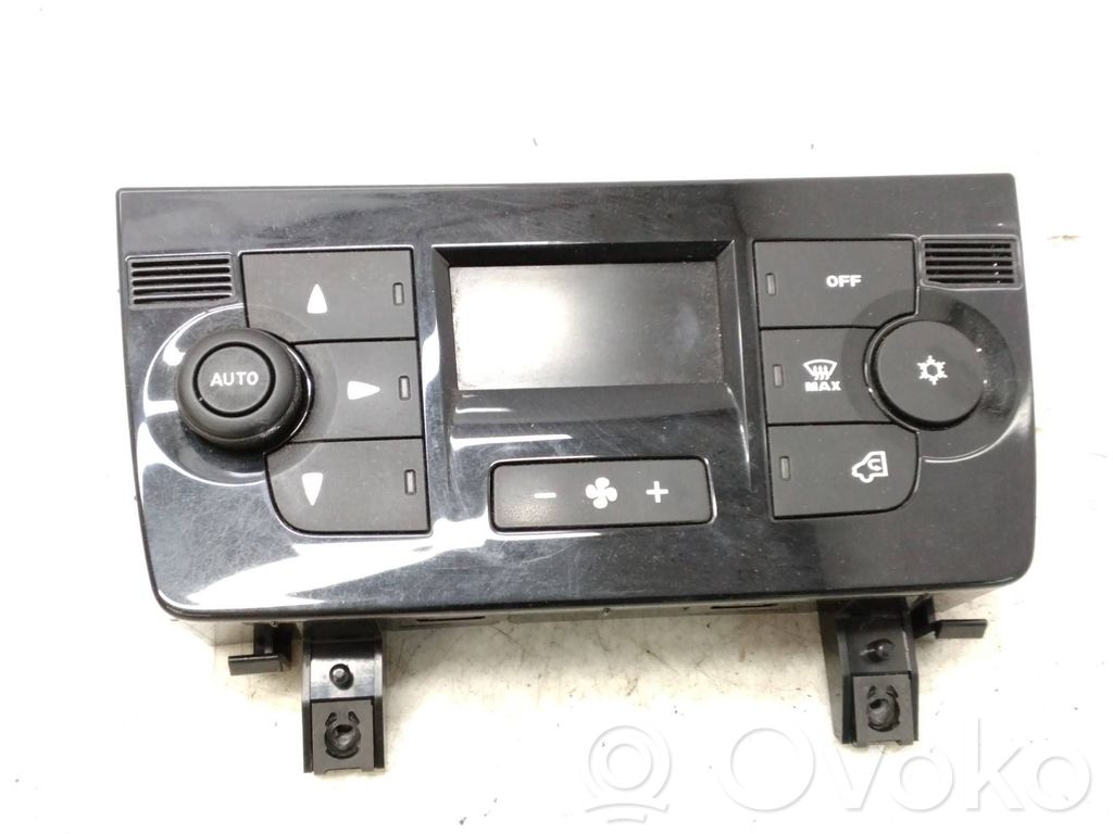 Panel klimatyzacji   A83026000,735535097,12021617