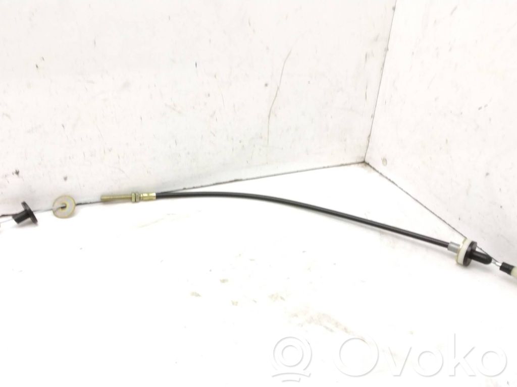 Volkswagen PASSAT B2 Clutch cable 