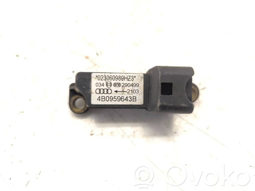 Audi A6 S6 C5 4B Sensore d’urto/d'impatto apertura airbag