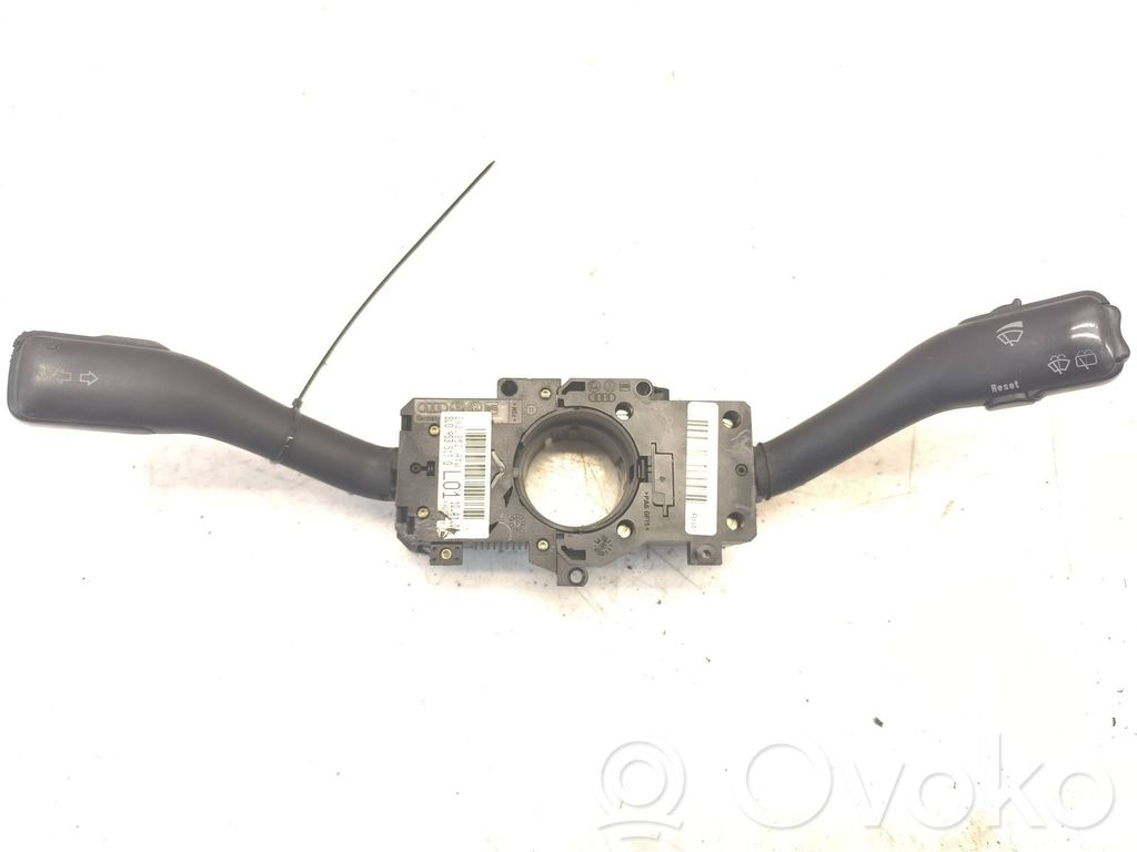 Volkswagen PASSAT B5.5 Leva/interruttore dell’indicatore di direzione e tergicristallo 