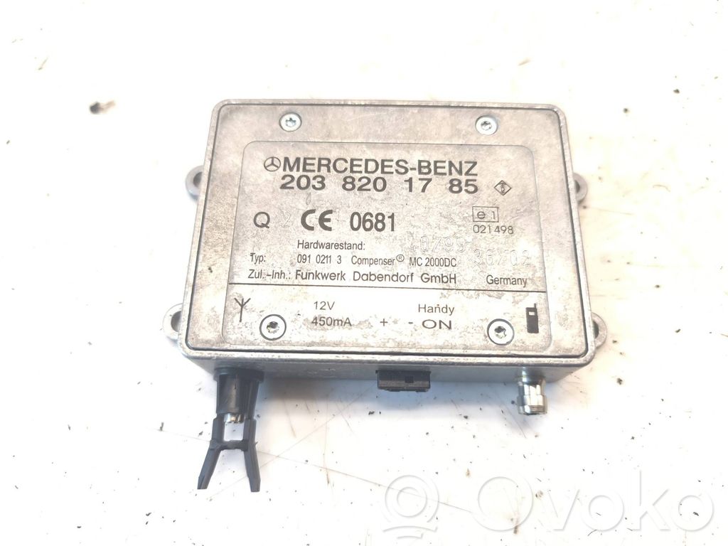Mercedes-Benz CLK A209 C209 Amplificatore antenna