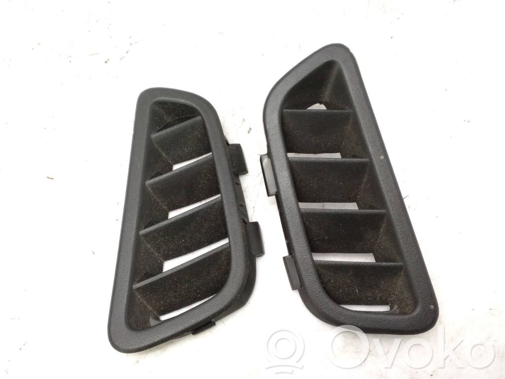 Renault Megane IV Dysze / Kratki nawiewu deski rozdzielczej 
