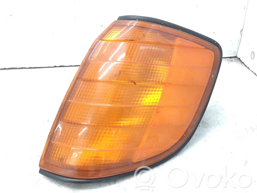 Mercedes-Benz S W140 Kierunkowskaz przedni 