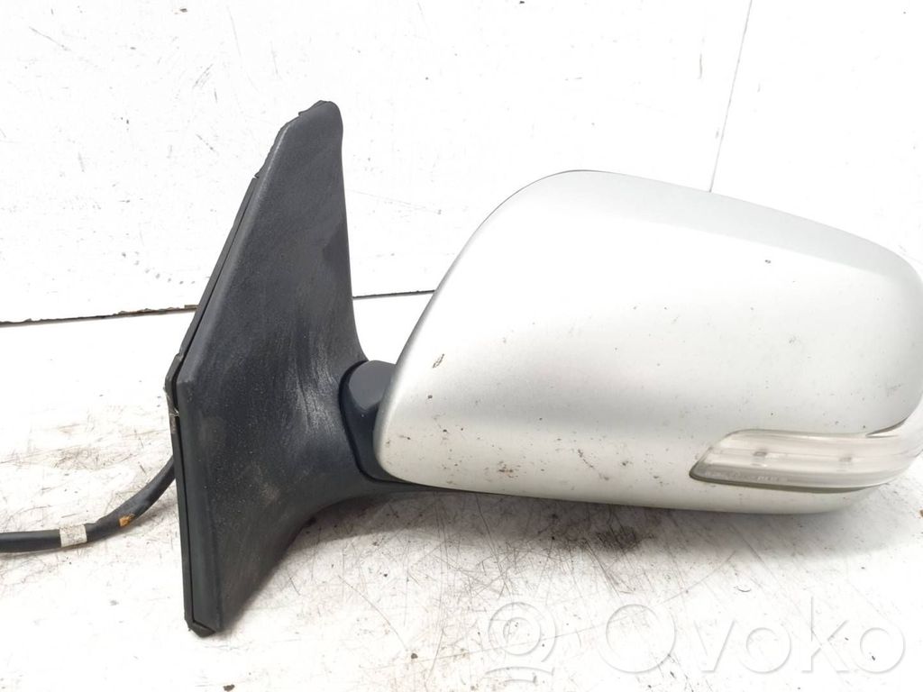 Toyota Avensis T250 Specchietto retrovisore elettrico portiera anteriore