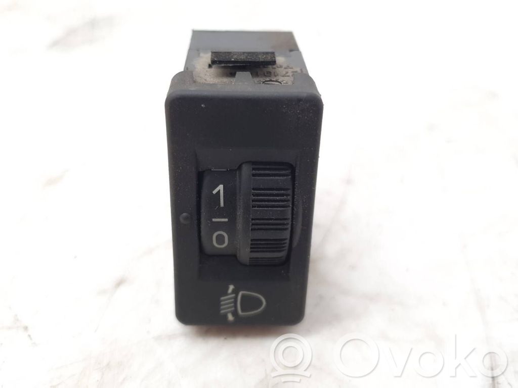 Bouton commande réglage hauteur de phares   96384422XT,PA66GF30,96366692T