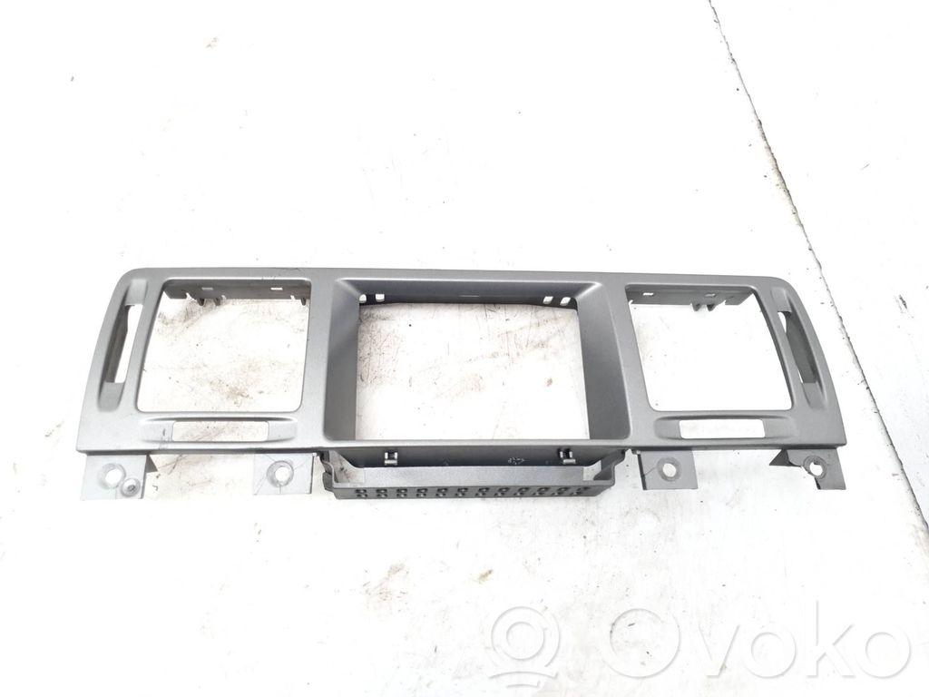 Opel Vectra C Mascherina unità principale autoradio/GPS 