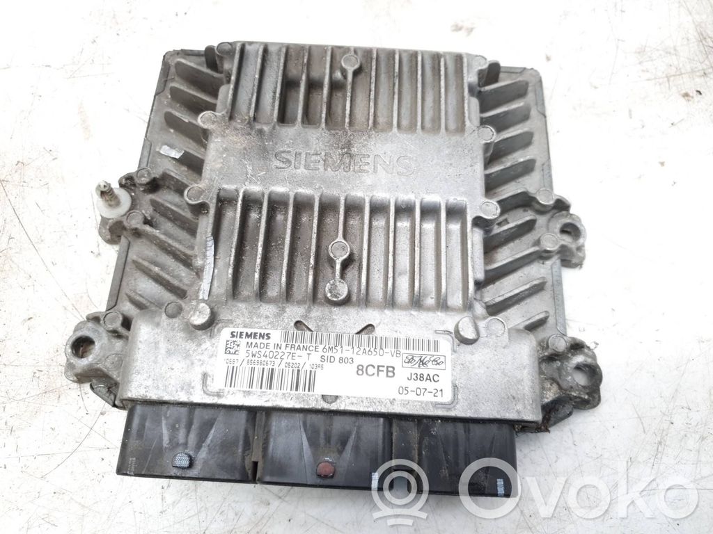 Ford C-MAX I Variklio valdymo blokas 