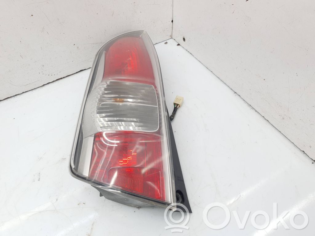 Daihatsu Sirion Luci posteriori