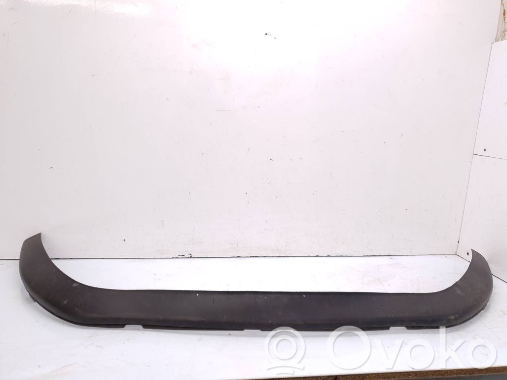 Renault Clio IV Borde del parachoques delantero 