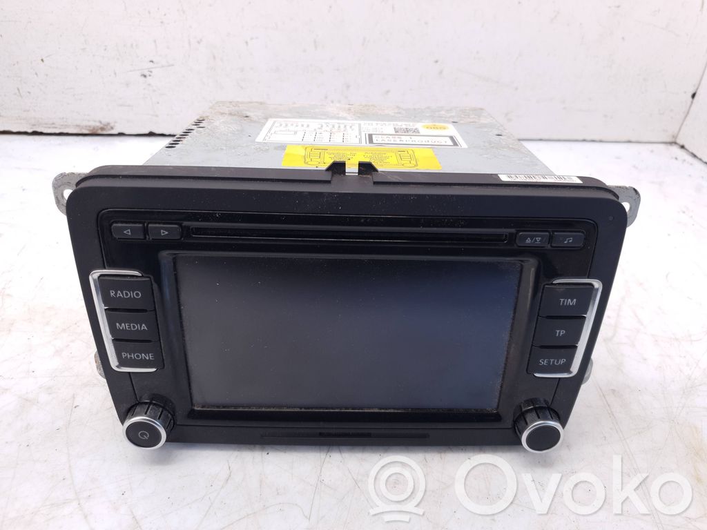 Volkswagen PASSAT B7 Unitate principală radio/CD/DVD/GPS 