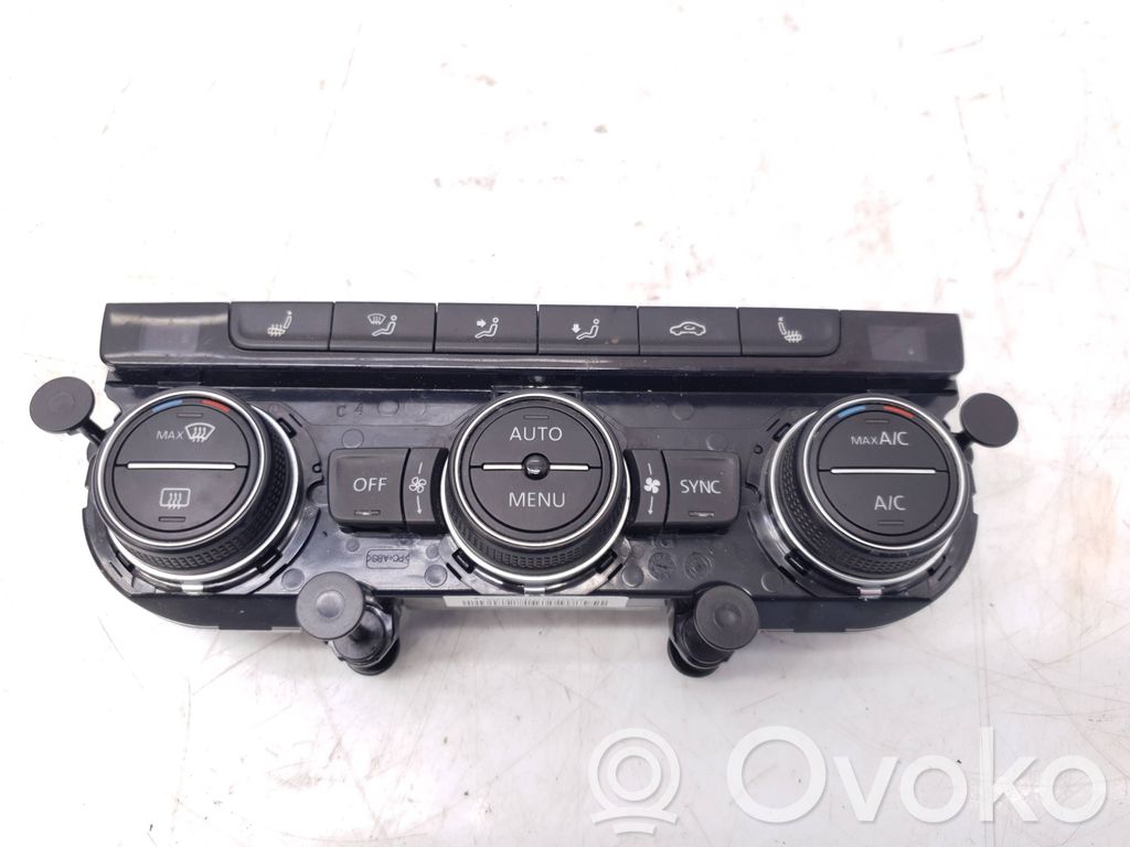 Volkswagen Golf VII Panel klimatyzacji 