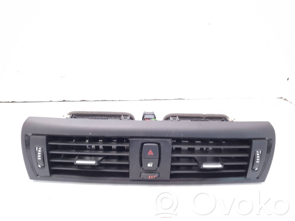 BMW 1 F20 F21 Griglia di ventilazione centrale cruscotto 