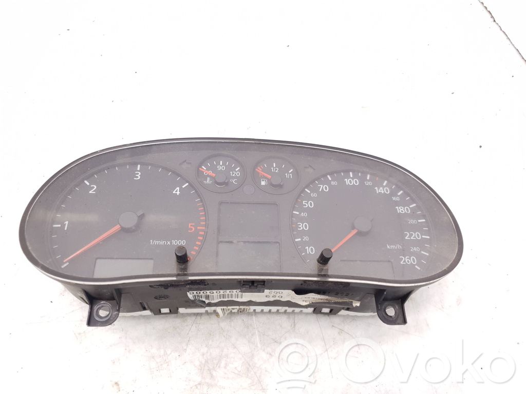 Licznik / Prędkościomierz   8L0920900G