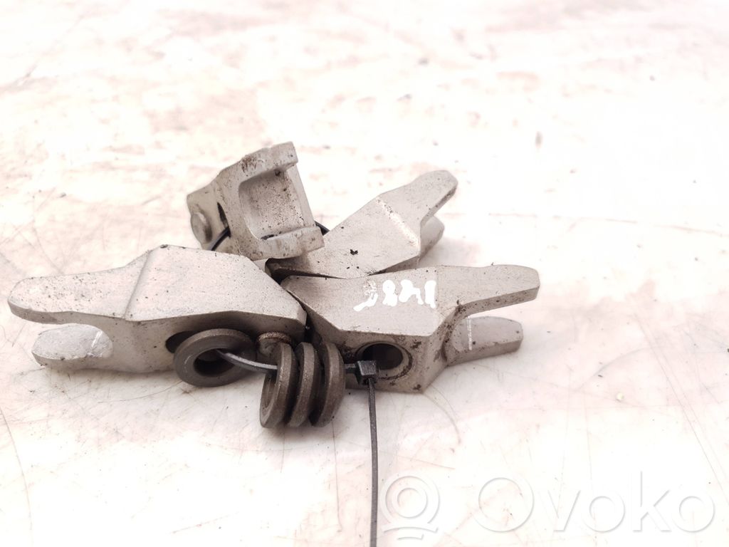 Bridă fixare injector