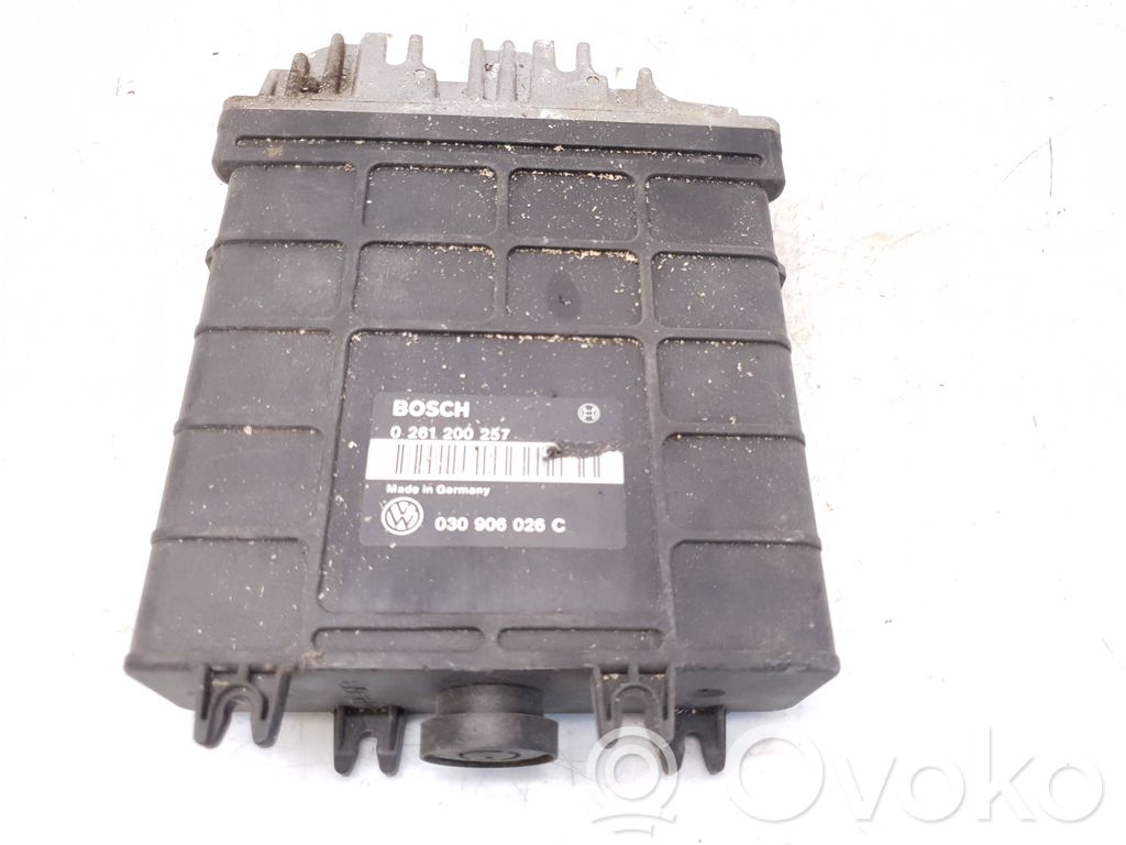 Volkswagen Polo III 6N 6N2 6NF Calculateur moteur ECU 