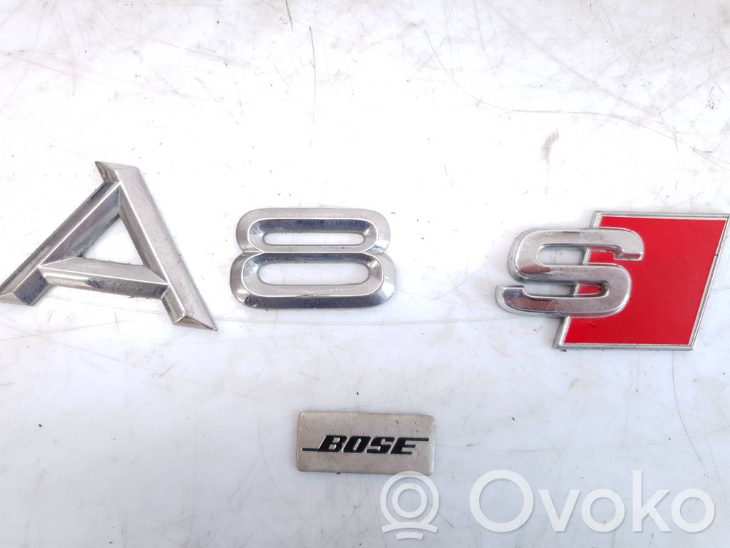 Audi A8 S8 D2 4D Valmistajan merkki/mallikirjaimet 