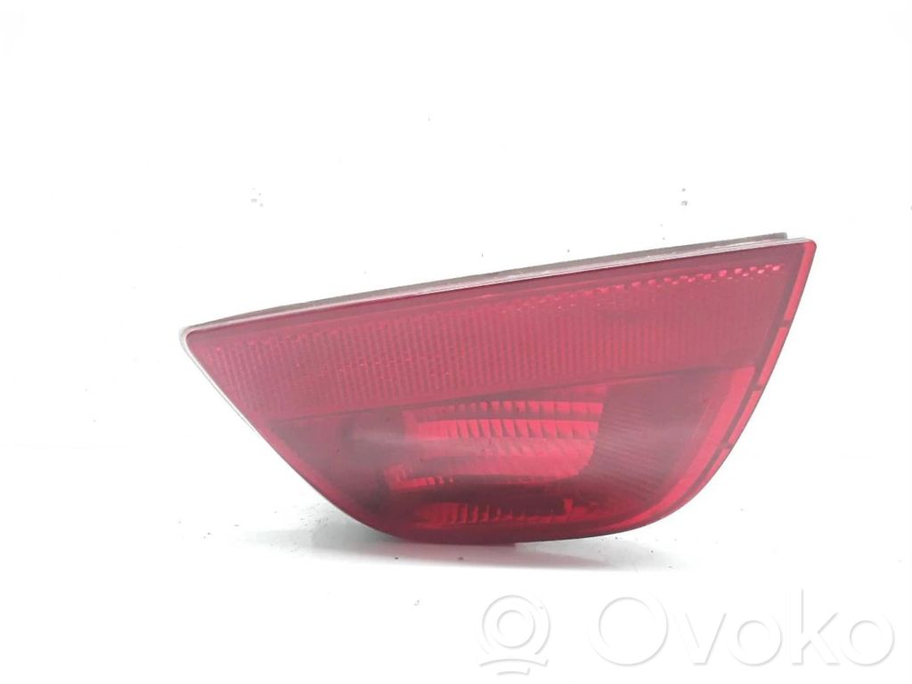 Ford Focus Luz trasera/de freno 