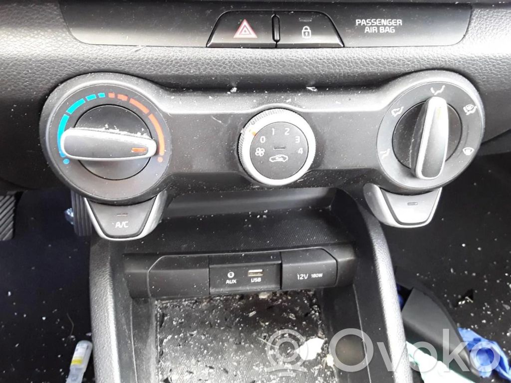 KIA Rio Climate control unit 