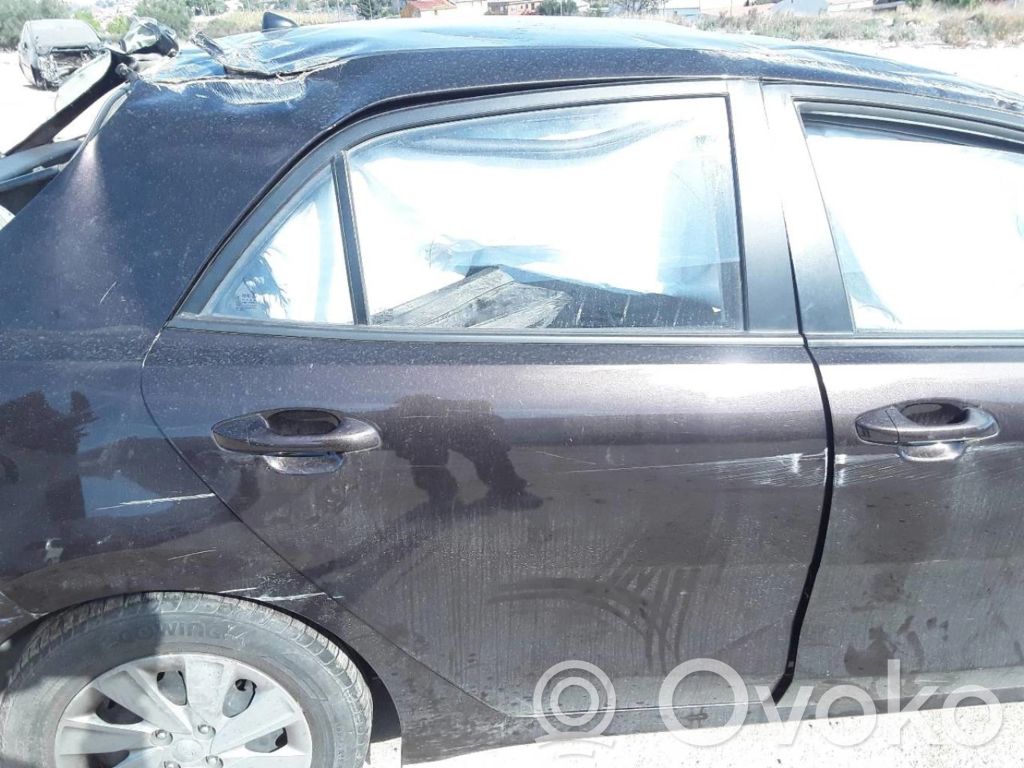 KIA Rio Задняя дверь 
