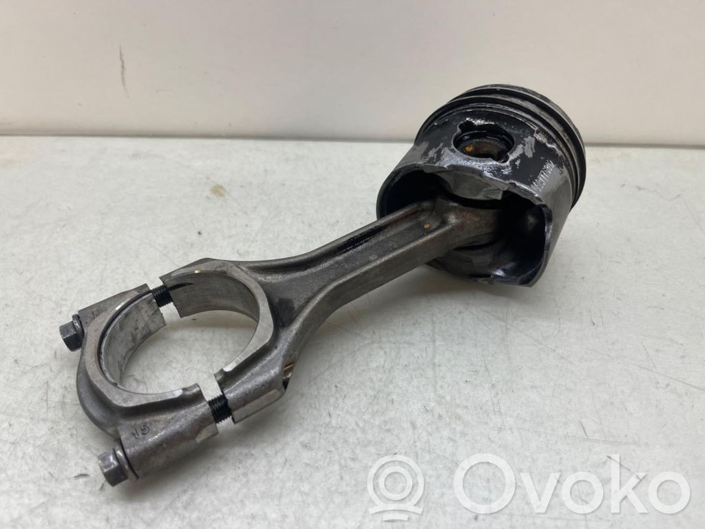 Pistón   0687776302