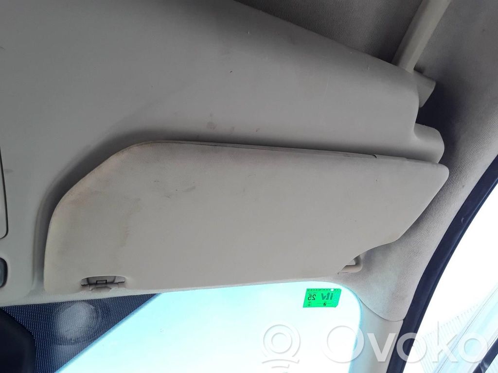 Sun visor