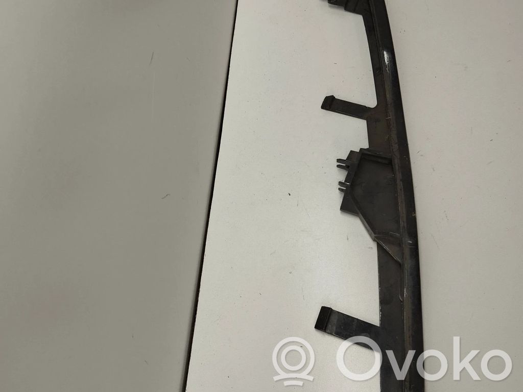 BMW 3 E46 Under headlight/headlamp trim 