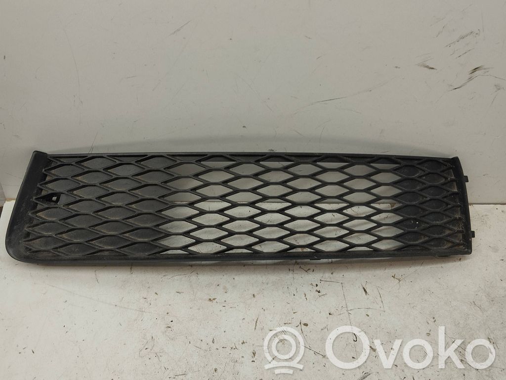 Front bumper lower grill   4L0807697B