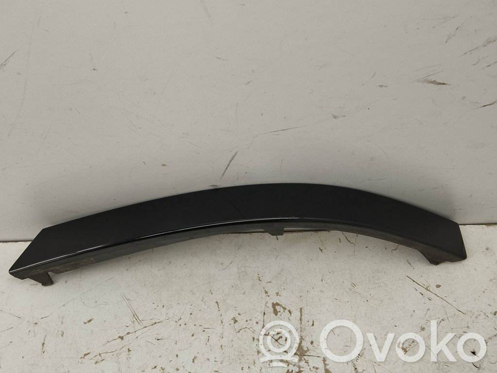 Rear/tail light trim molding   7155446,72758411