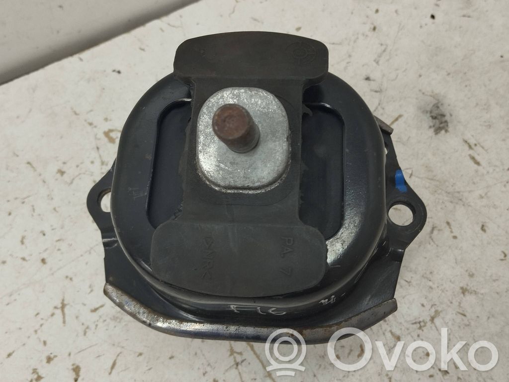 Engine mount bracket   35464,16004212,P685310301