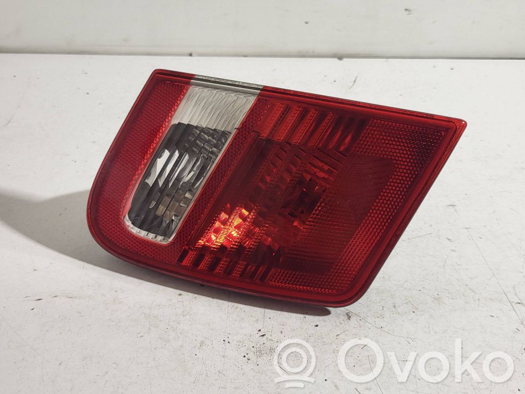 Saab 9-3 Ver2 Takaluukun takavalot 