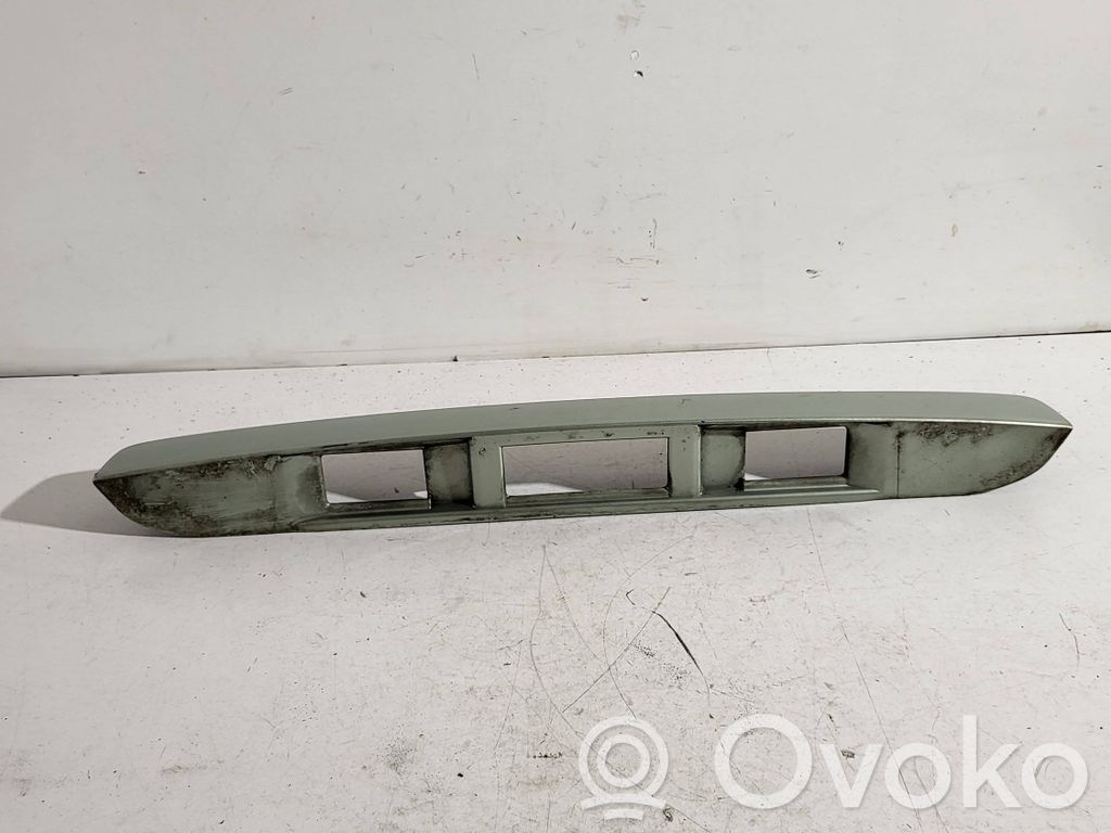 Tailgate trim   3M71A43404