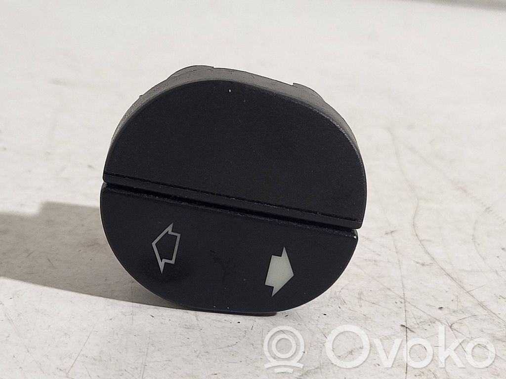 Ford Fiesta Electric window control switch 