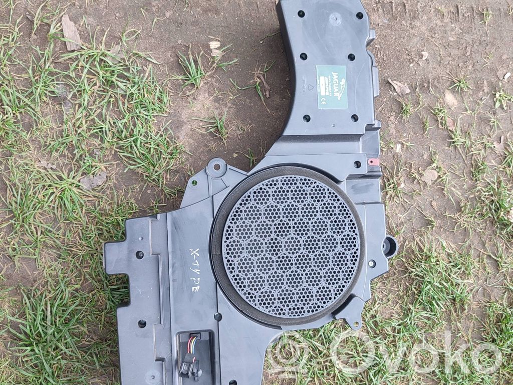Altavoz subwoofer   4X4319A067AB,3461WH
