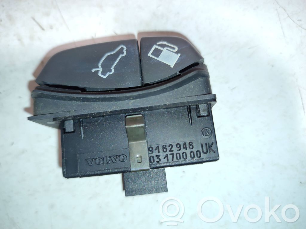 Volvo S70  V70  V70 XC Tailgate opening switch 