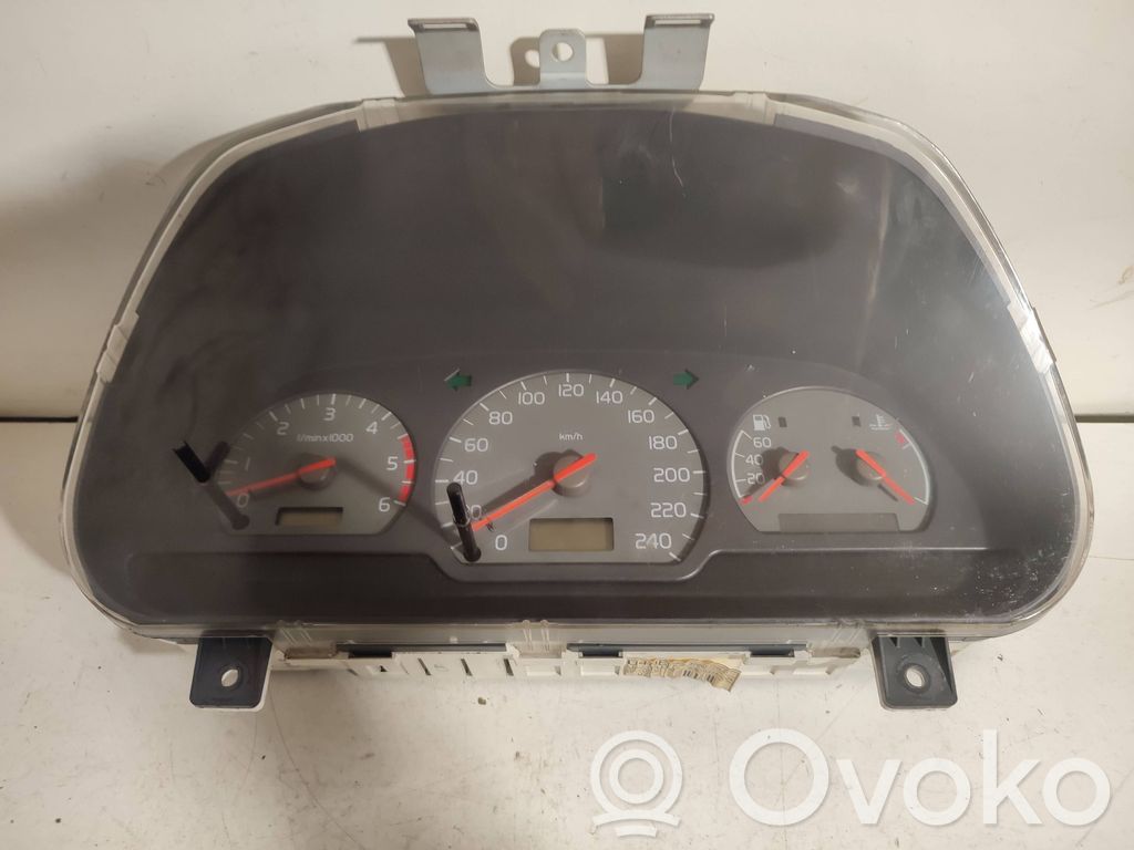 Volvo S40, V40 Spidometrs (instrumentu panelī) 