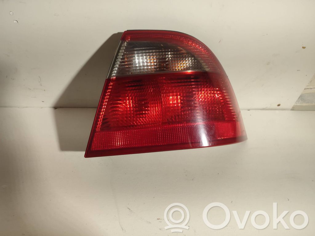 Rear/tail lights