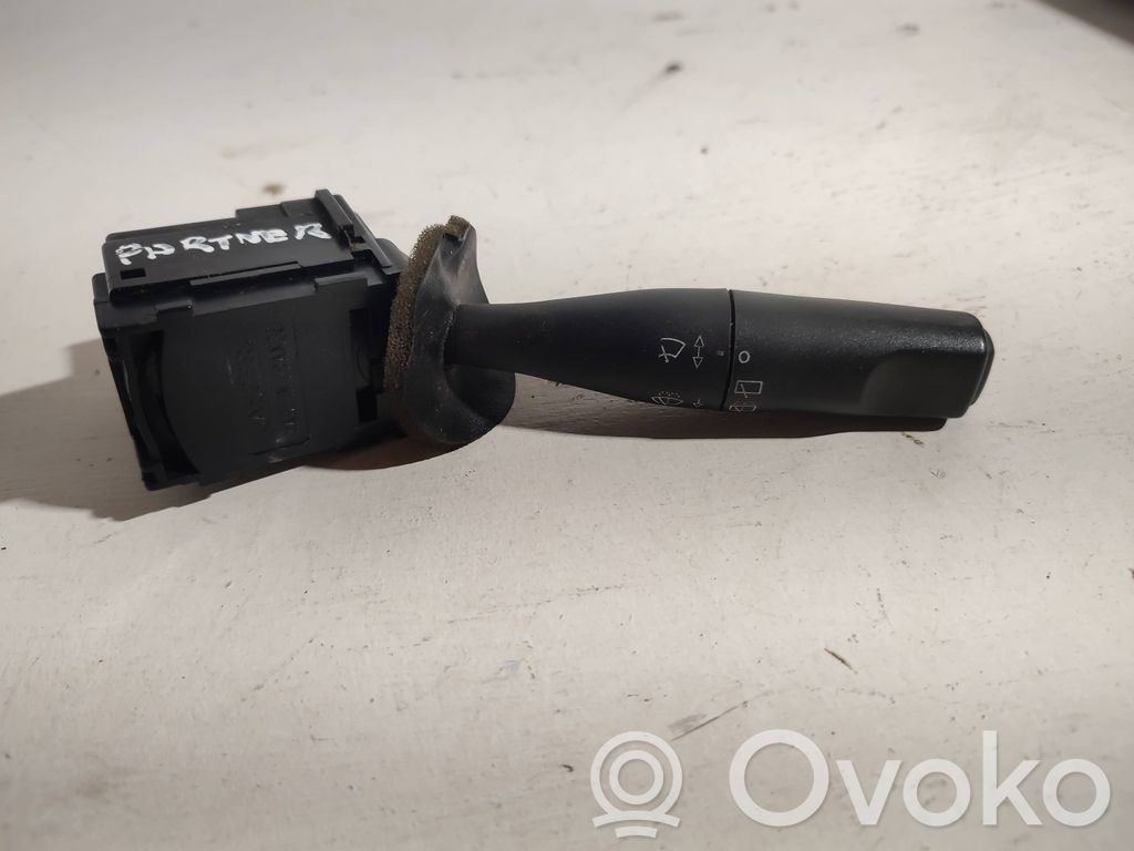 Peugeot Partner Wiper control stalk 