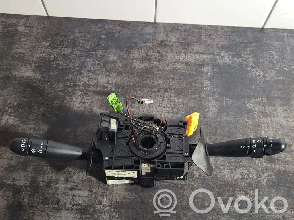 Renault Clio II Wiper turn signal indicator stalk/switch 