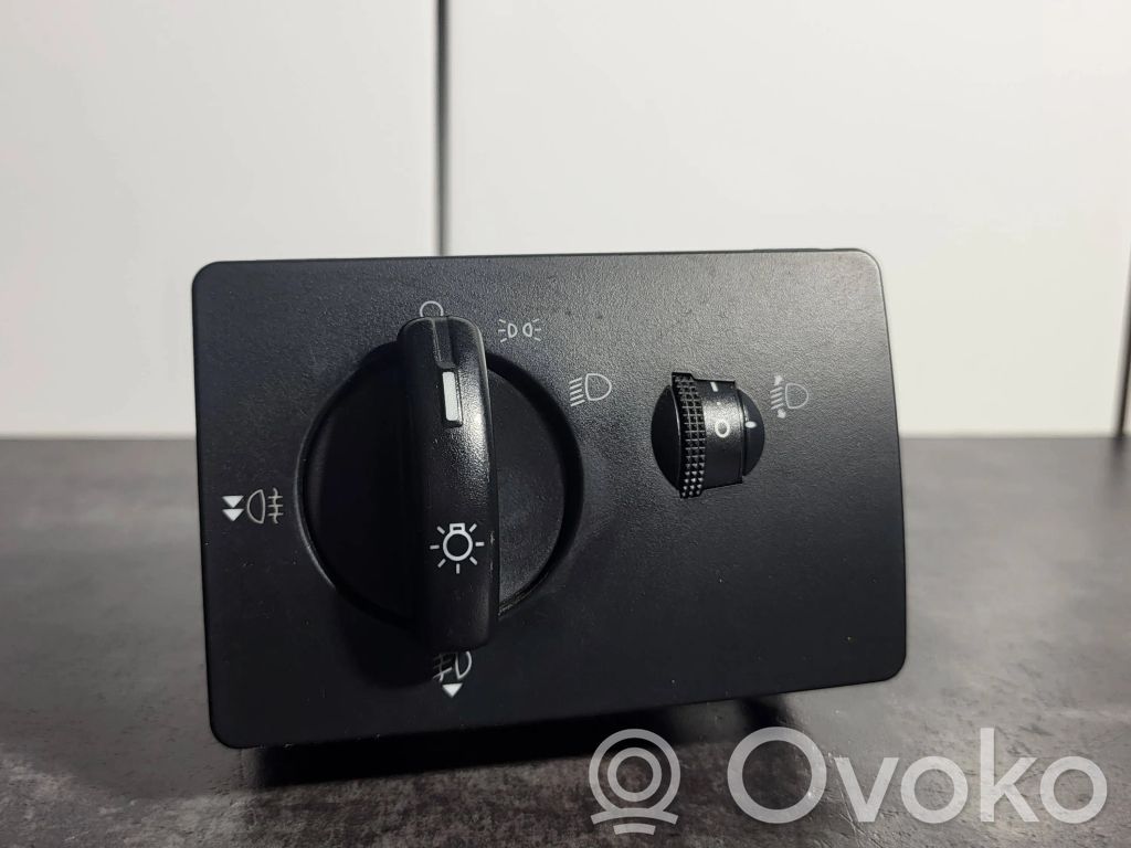 Ford Fusion Light switch 