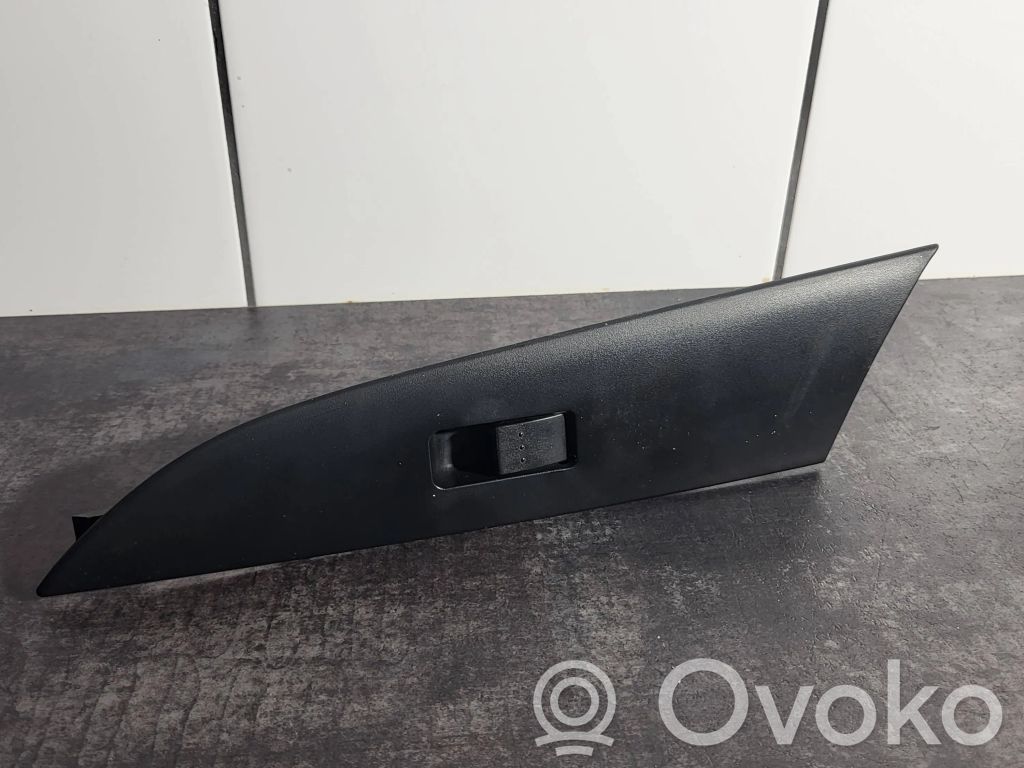 Mazda 3 I Electric window control switch 