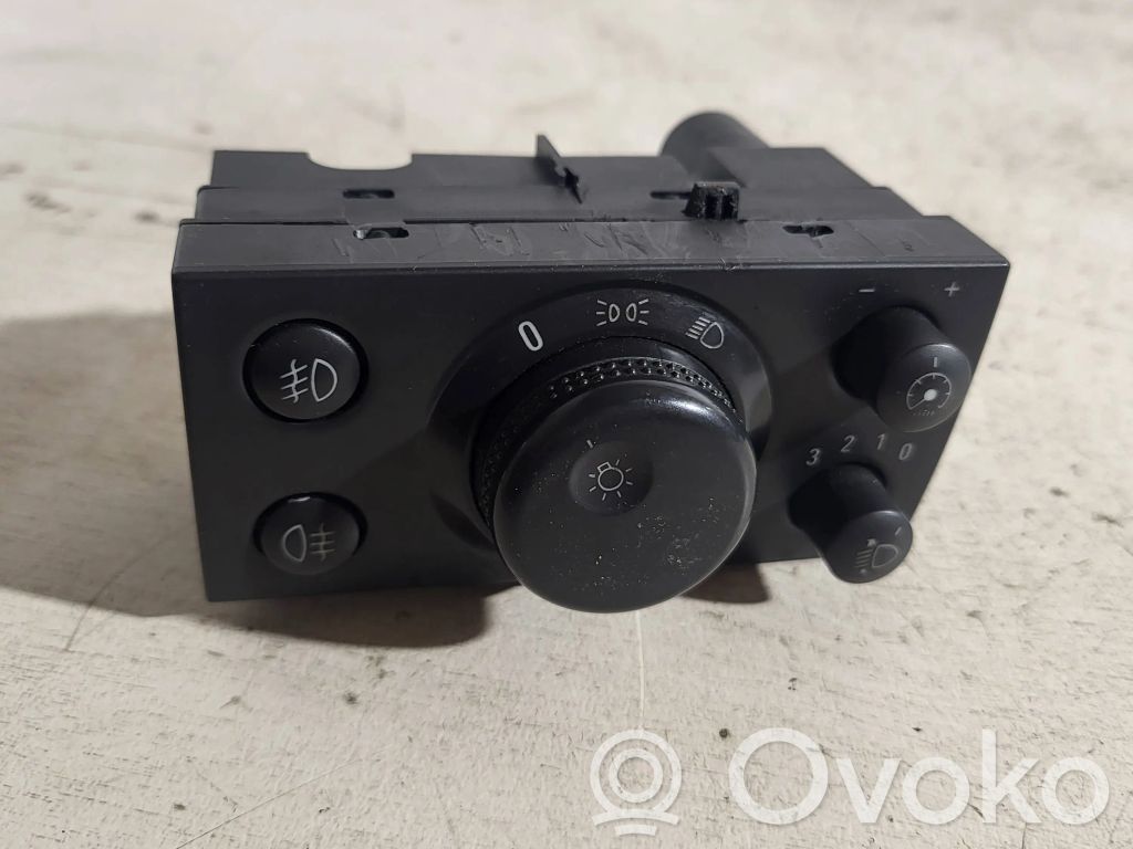 Light switch   9185881,0320,LK04060000,0133