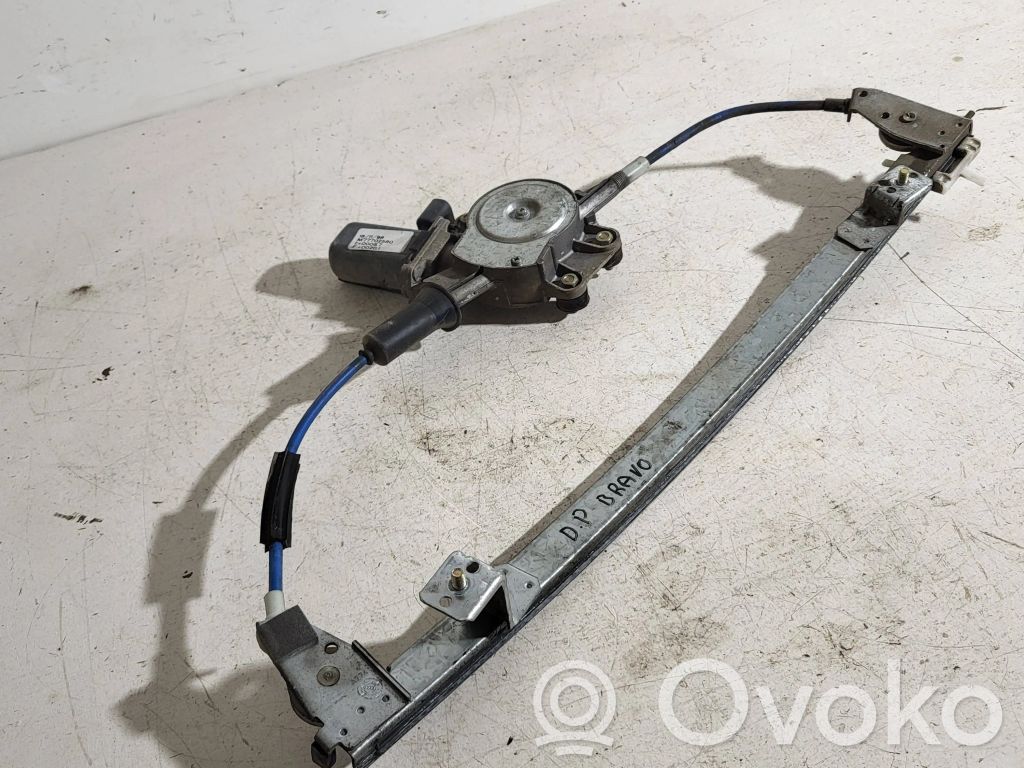 Fiat Bravo - Brava Elektryczny podnośnik szyby drzwi tylnych 