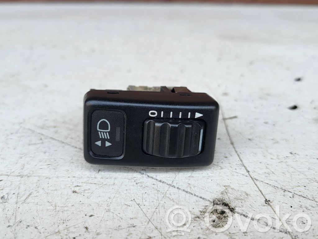 Volvo S70  V70  V70 XC Headlight level height control switch 