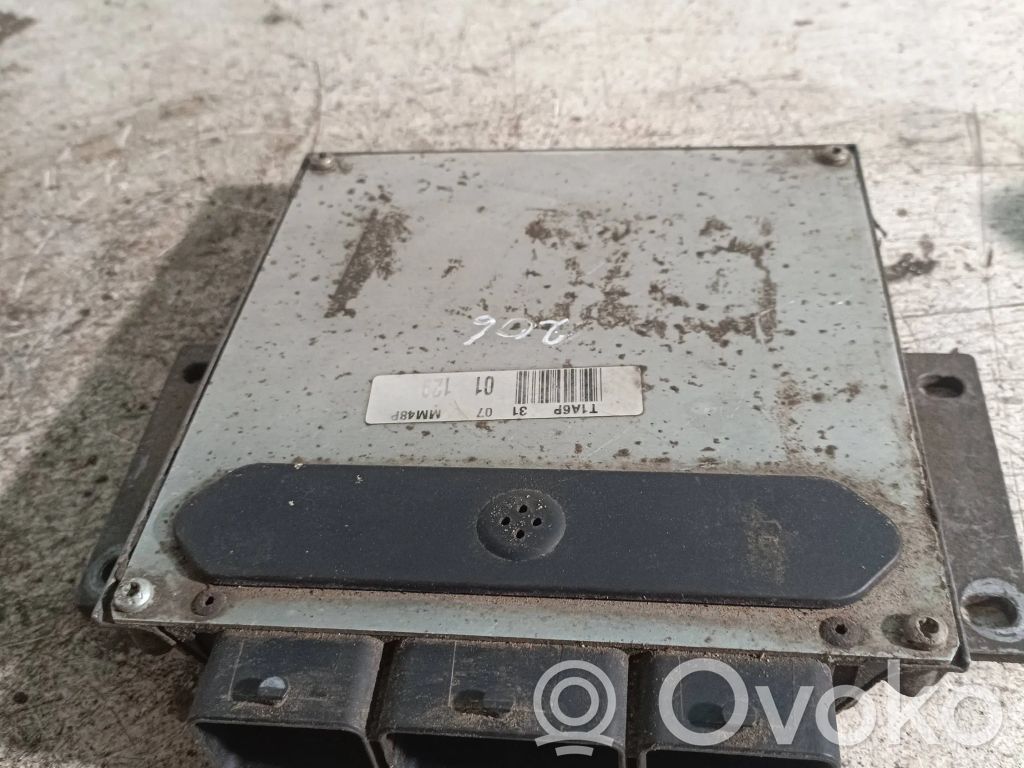 Peugeot 206 Engine control unit/module 
