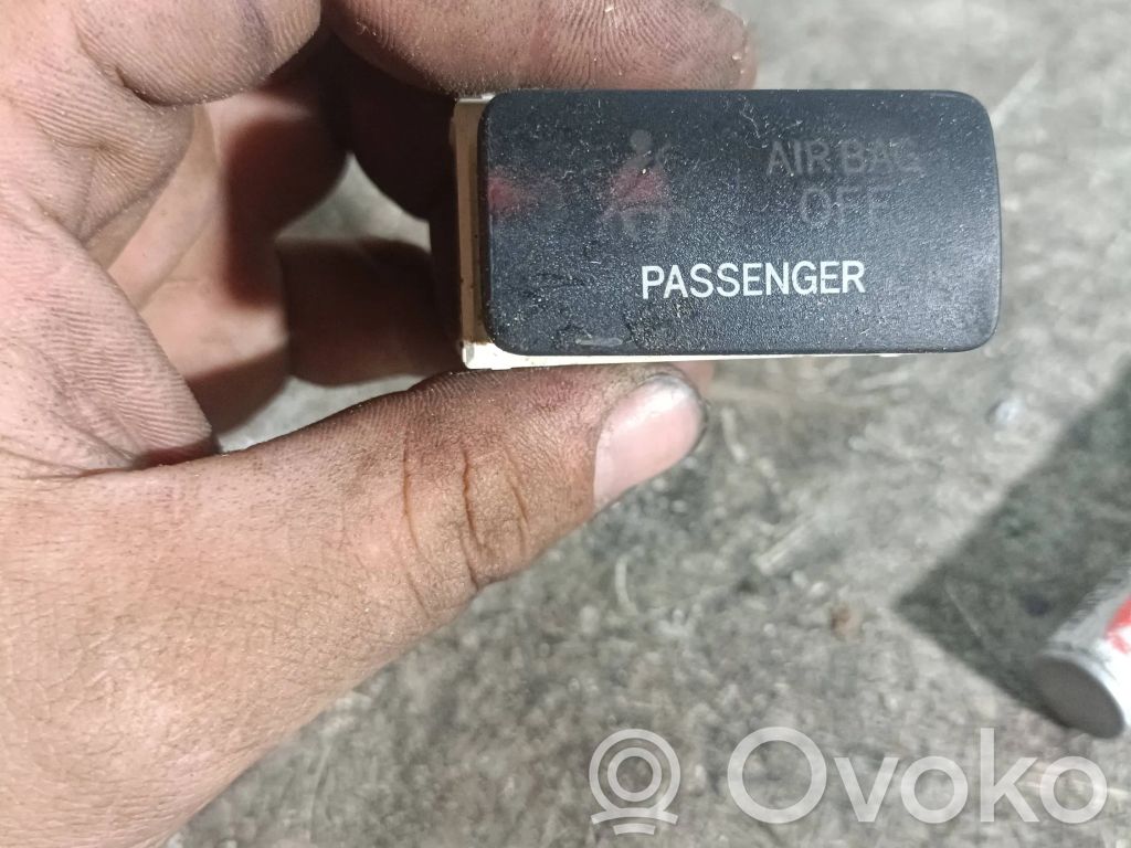 Toyota Corolla E120 E130 Other switches/knobs/shifts 