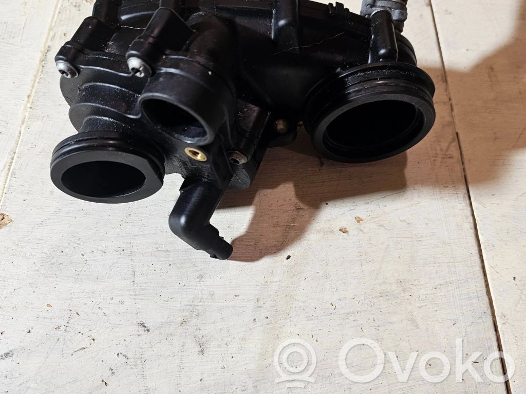 Audi A5 Sportback 8TA Thermostat/thermostat housing 