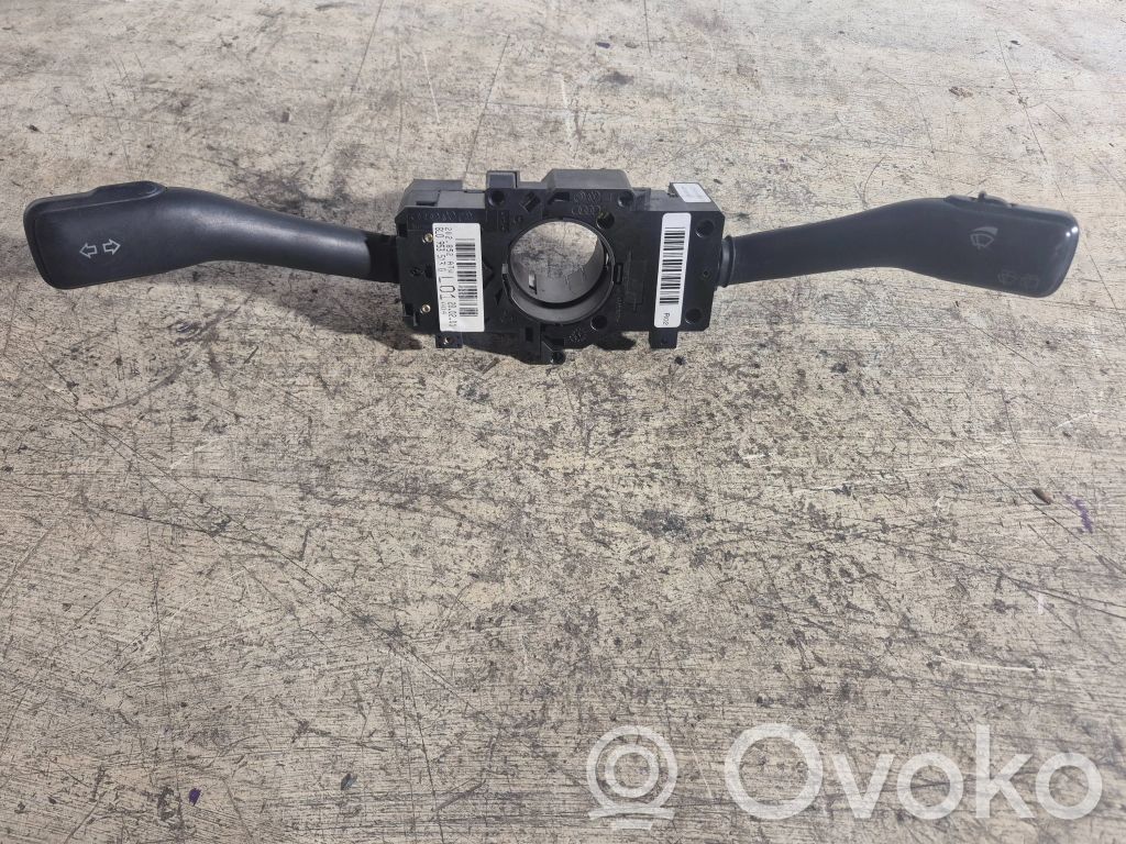 Audi A3 S3 8L Wiper turn signal indicator stalk/switch 